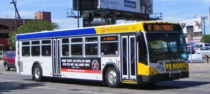 Metro Transit Gillig BRT 1226